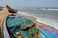 Barques sur le rivage de la baie du Bengale
